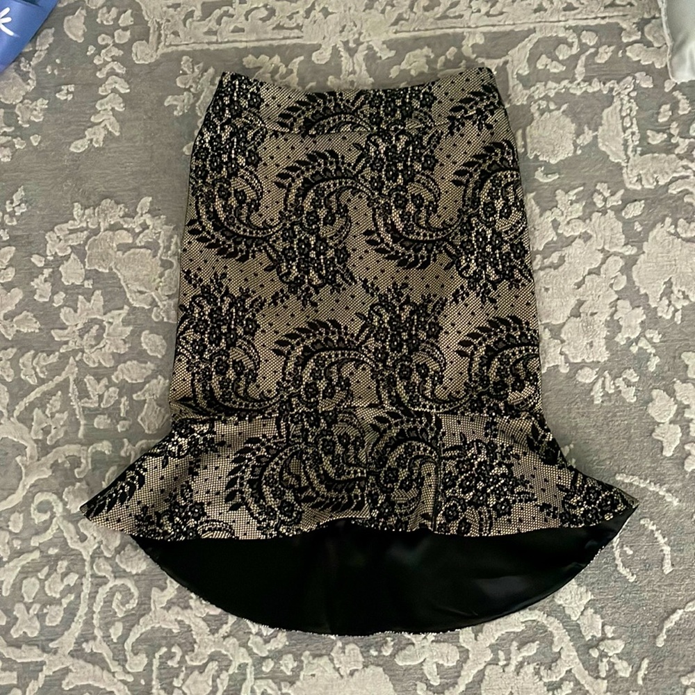 Ruffle skirt